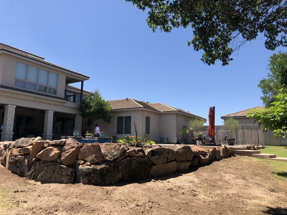 Photo of Lee's Lawn & Garden