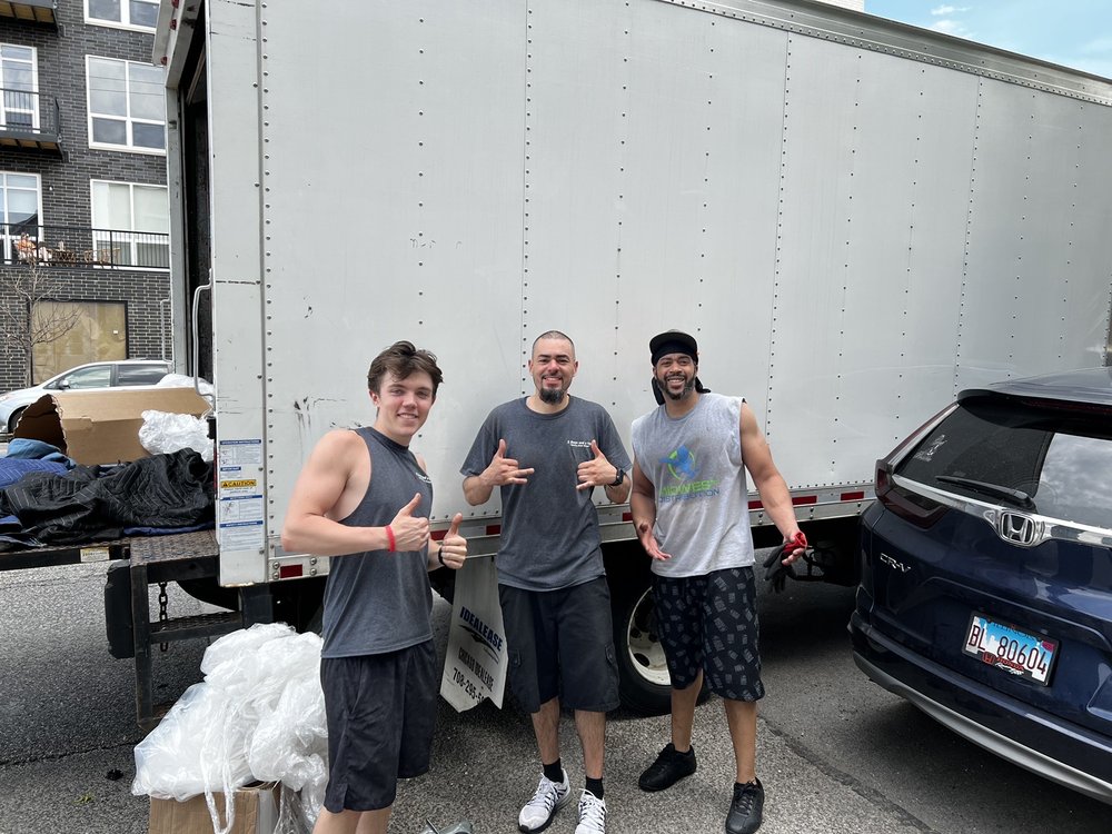 Photo of 2 Guys and a Van Chicago