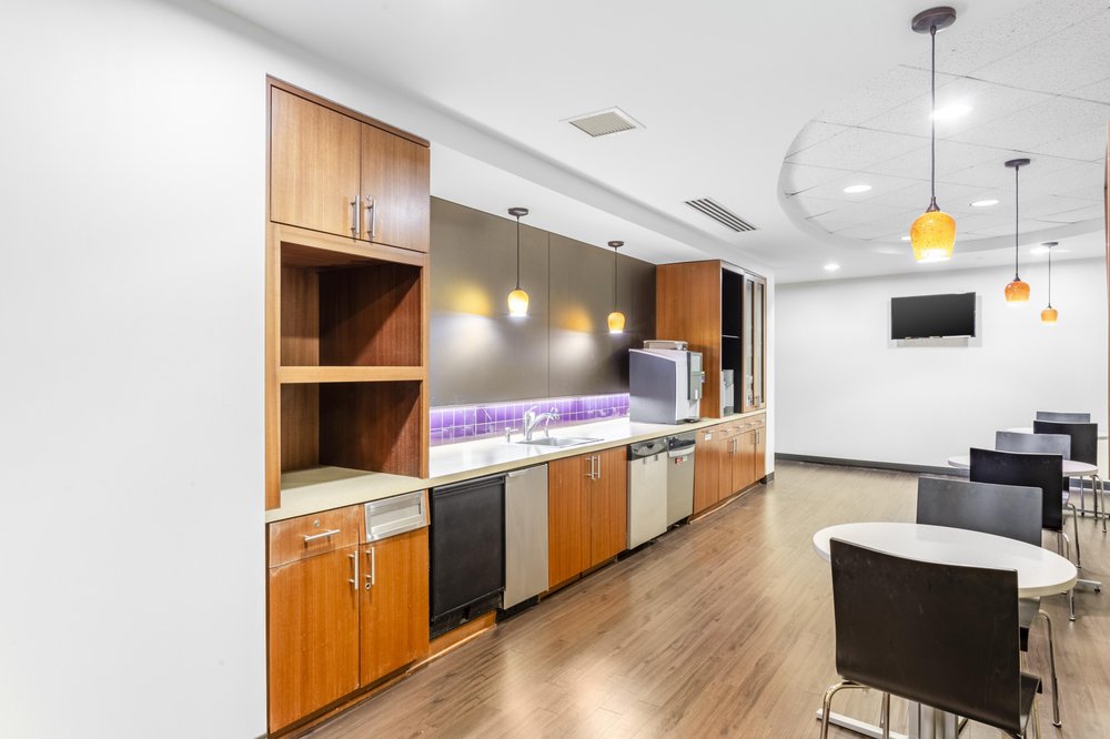 Photo of Regus - Crown Center