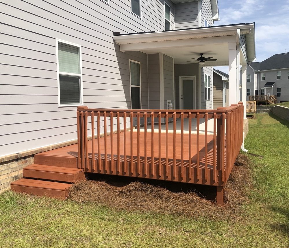 Photo of Cola Pro Fence and Deck Staining