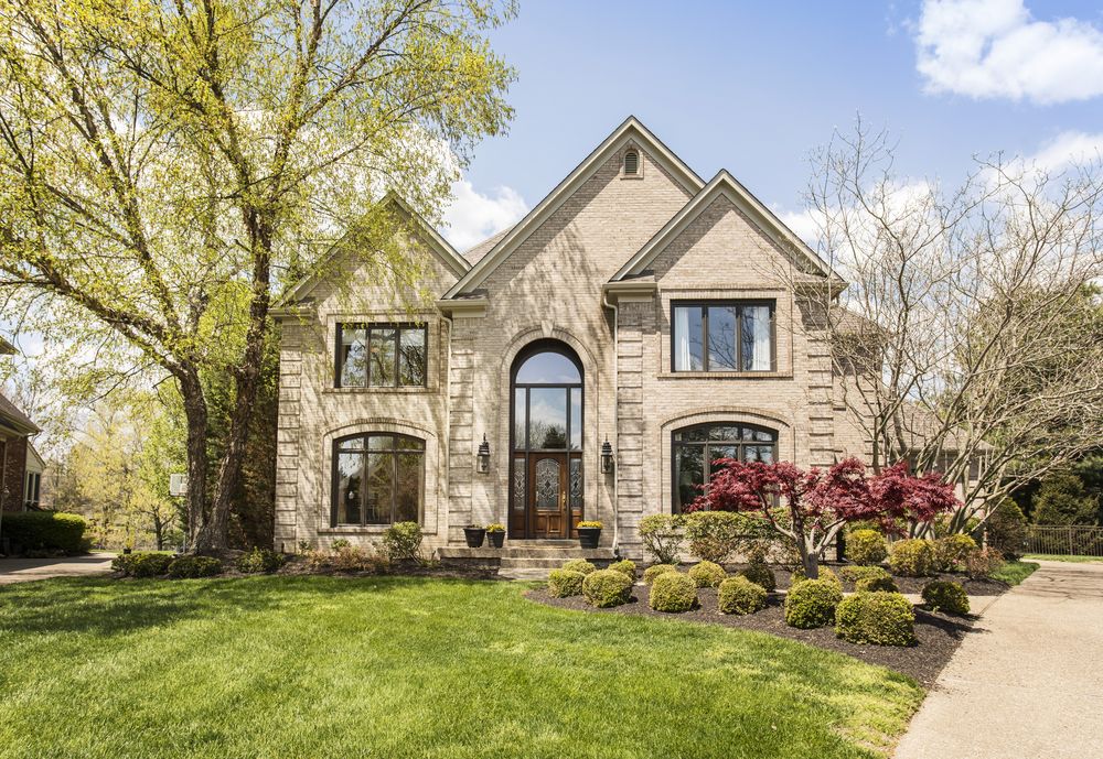 Photo of Kelly Hammons - Semonin Realtors