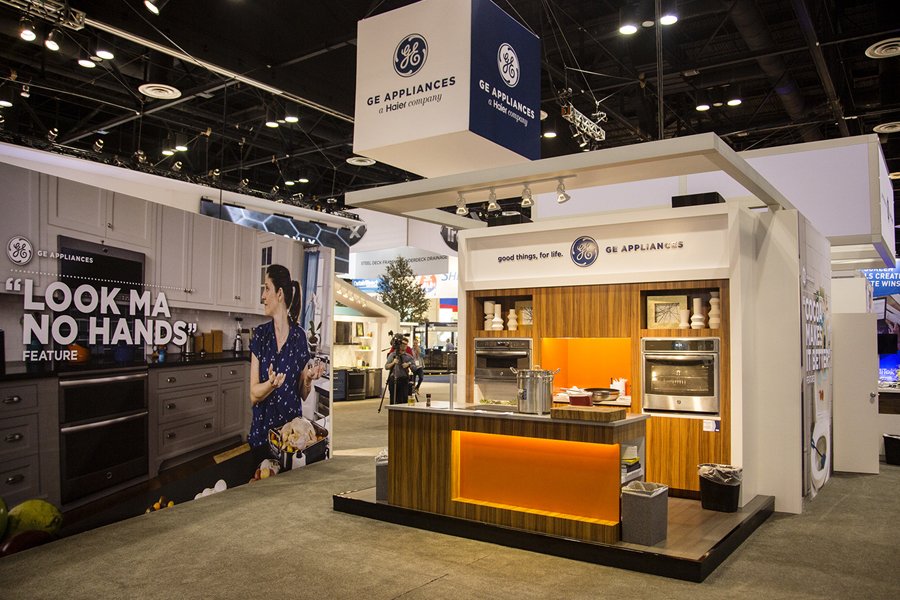 Photo of Deckel & Moneypenny Exhibits