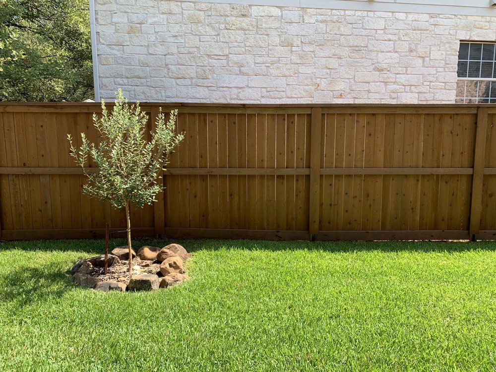 Photo of Austin Quality Fence Staining