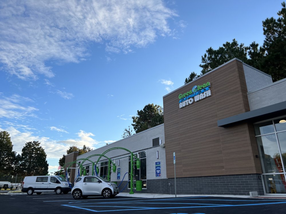 Photo of Green Clean Express Auto Wash - Main St/Suffolk