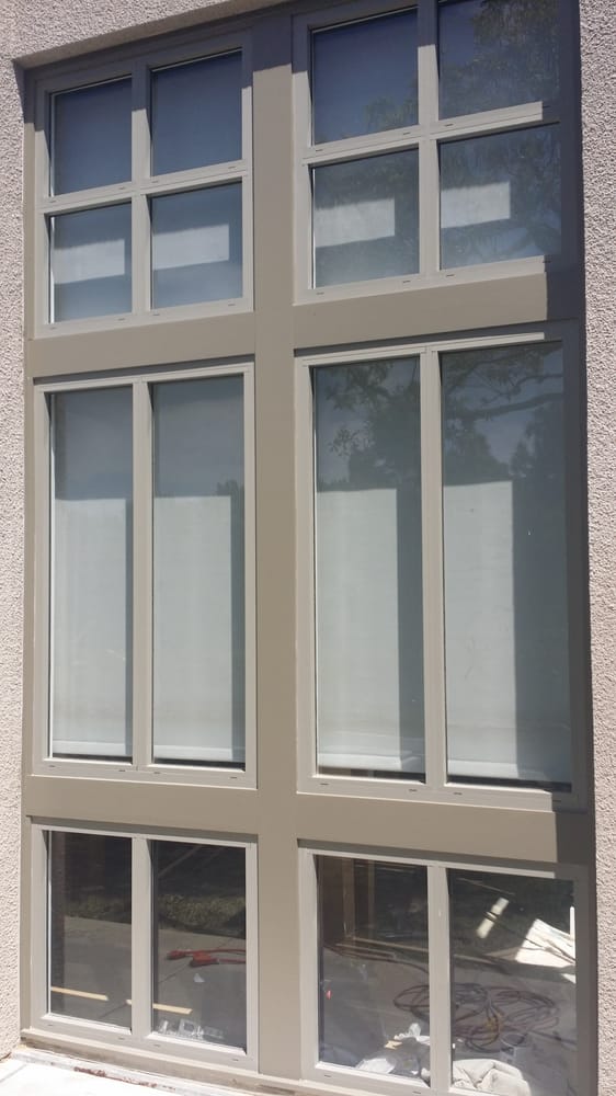 Photo of Roberto's Glass Service