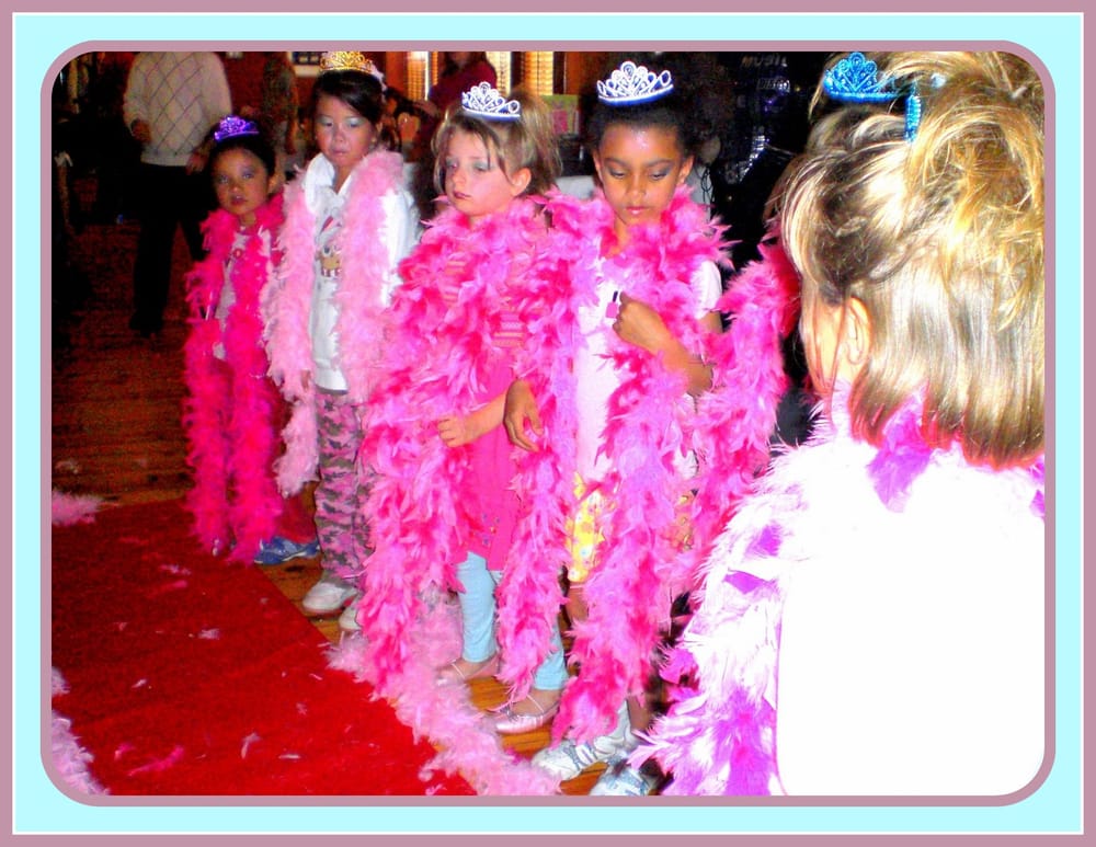 Photo of Pink Party Express