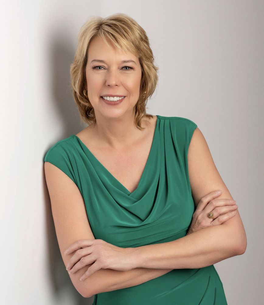 Photo of Beth Jaworski - Shorewest Realtors