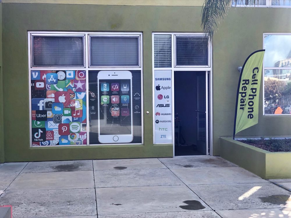 Photo of SD Cell Phone Repair
