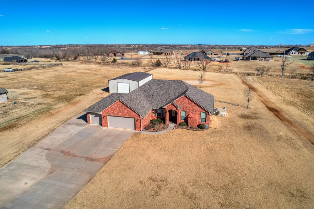 Photo of Kimberly Spencer - Chamberlain Realty