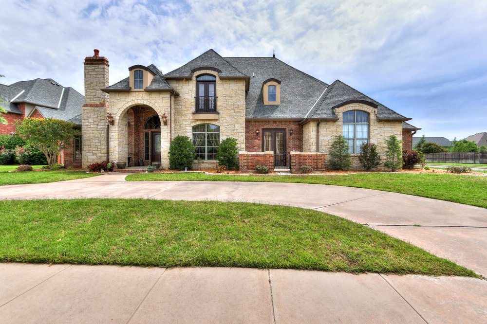 Photo of Kimberly Spencer - Chamberlain Realty