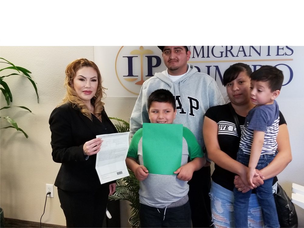 Photo of La Firma Inmigrantes Primero