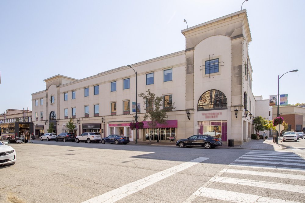 Photo of Regus Missouri Country Club Plaza