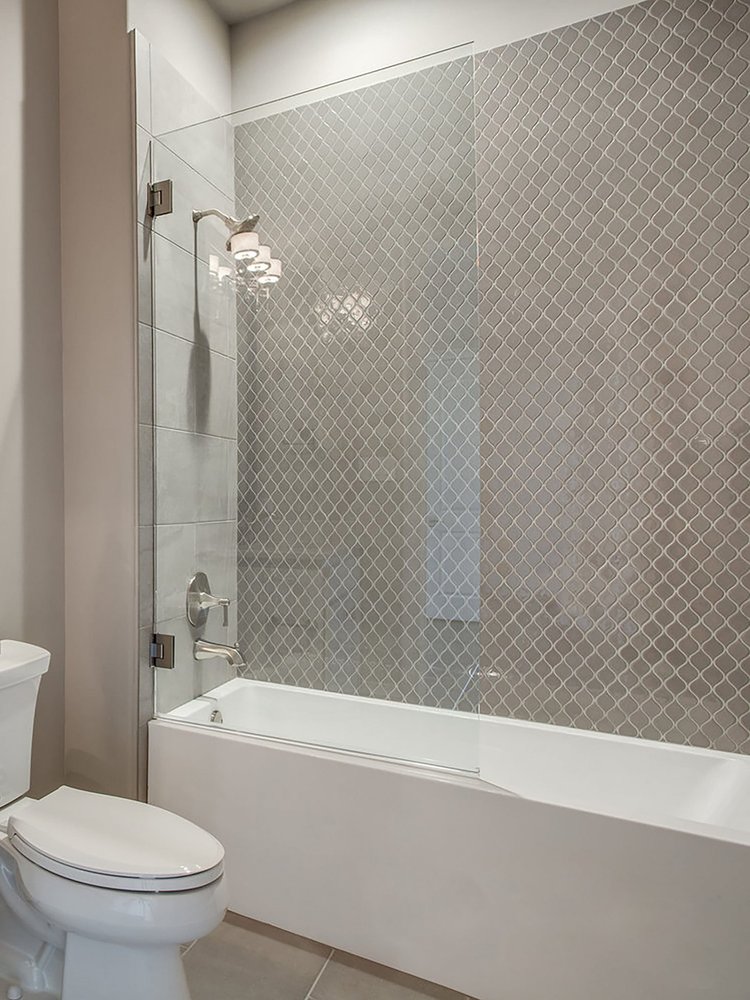 Photo of Shower Door Wholesalers