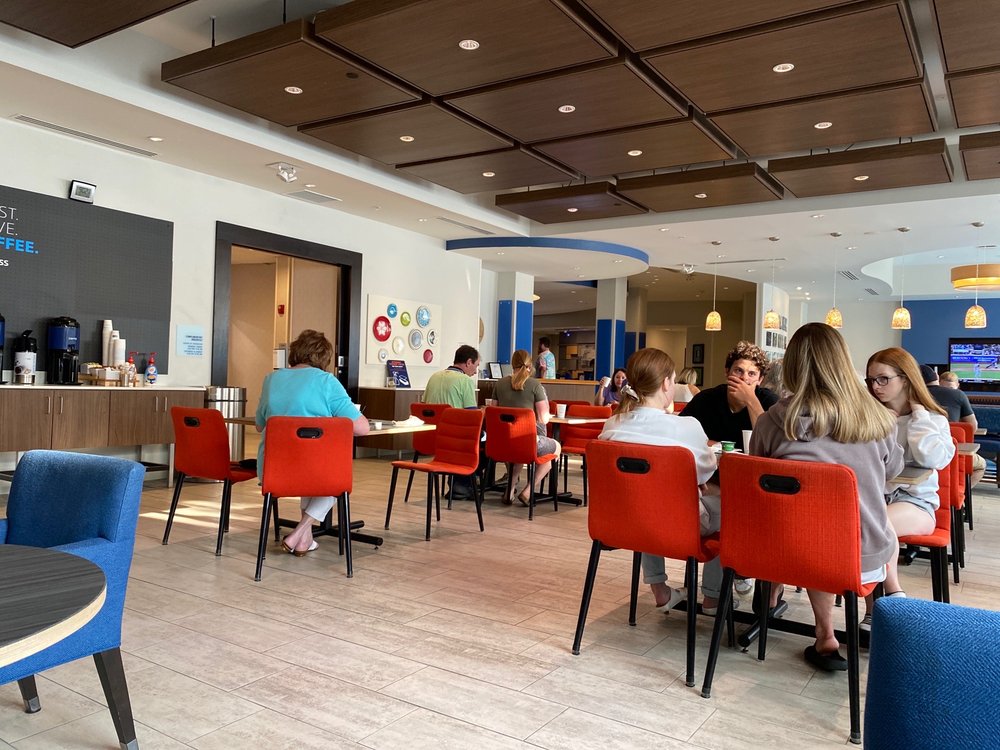 Photo of Holiday Inn Express & Suites Louisville Downtown