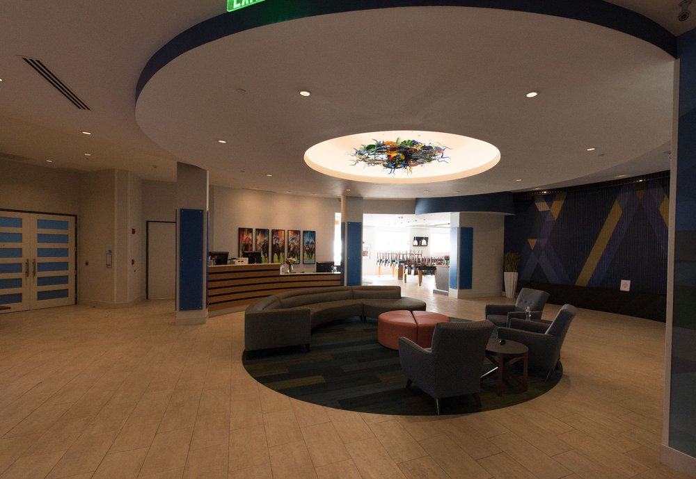 Photo of Holiday Inn Express & Suites Louisville Downtown