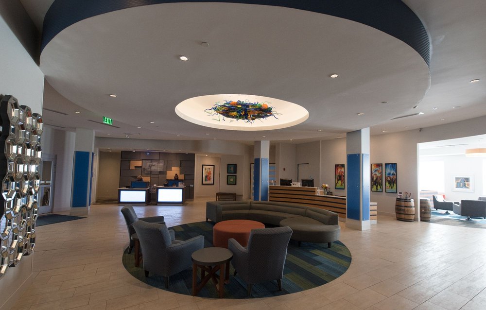Photo of Holiday Inn Express & Suites Louisville Downtown