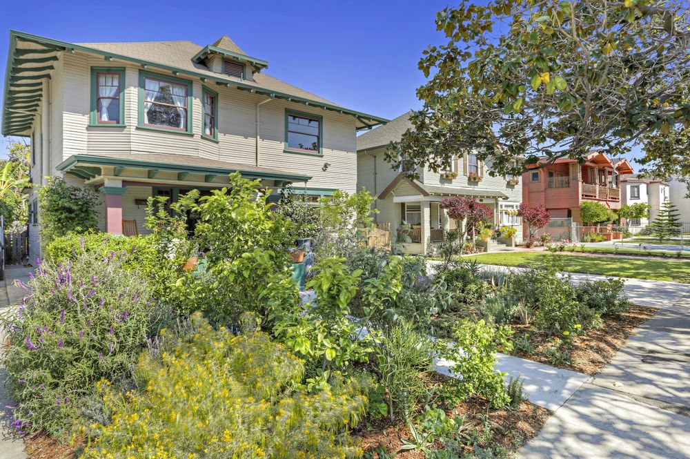 Photo of City Living Realty