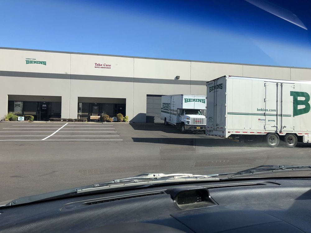 Photo of Thunder Movers and Sons