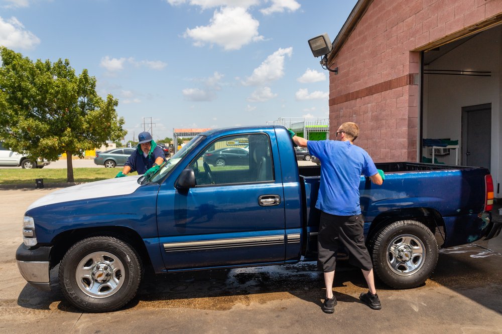 Photo of Red Oak Car Wash