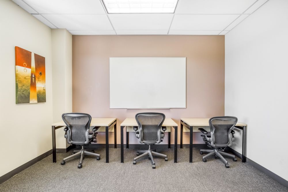 Photo of Regus Nevada Horizon Ridge Parkway
