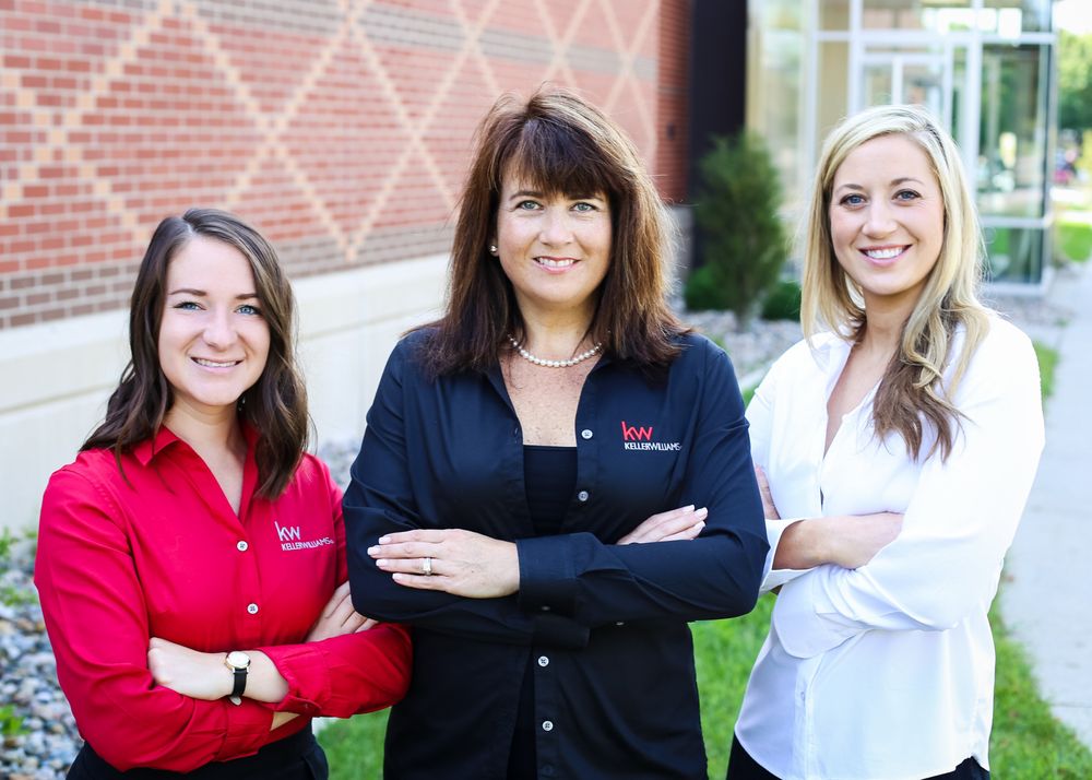 Photo of Erin Rundall - Keller Williams Realty