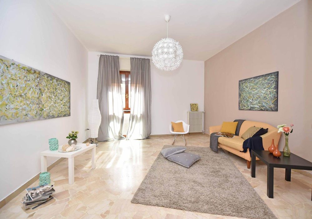 Photo of Les Mess Cleaning & Decluttering