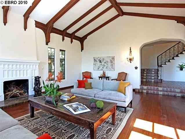 Photo of Rayco Painting
