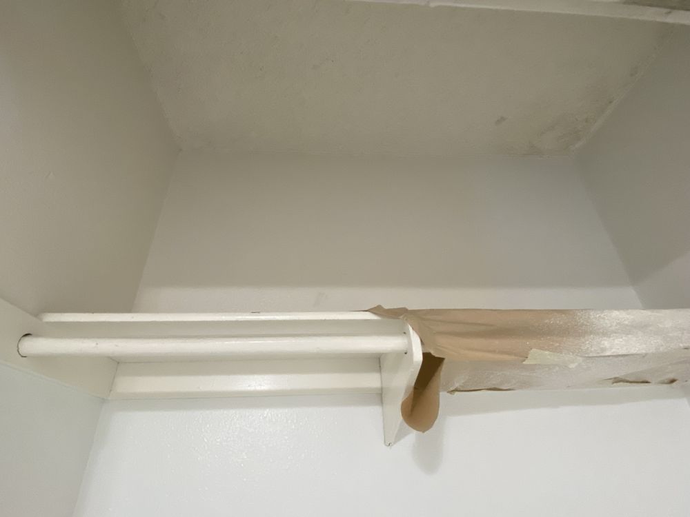 Photo of Modern Plus Painting