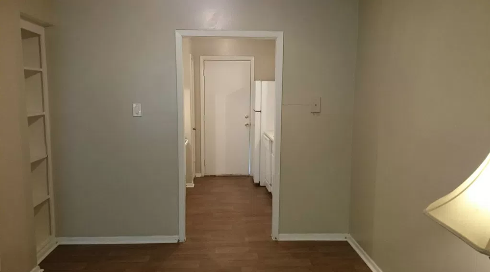 Photo of Colonial Parc Apartments