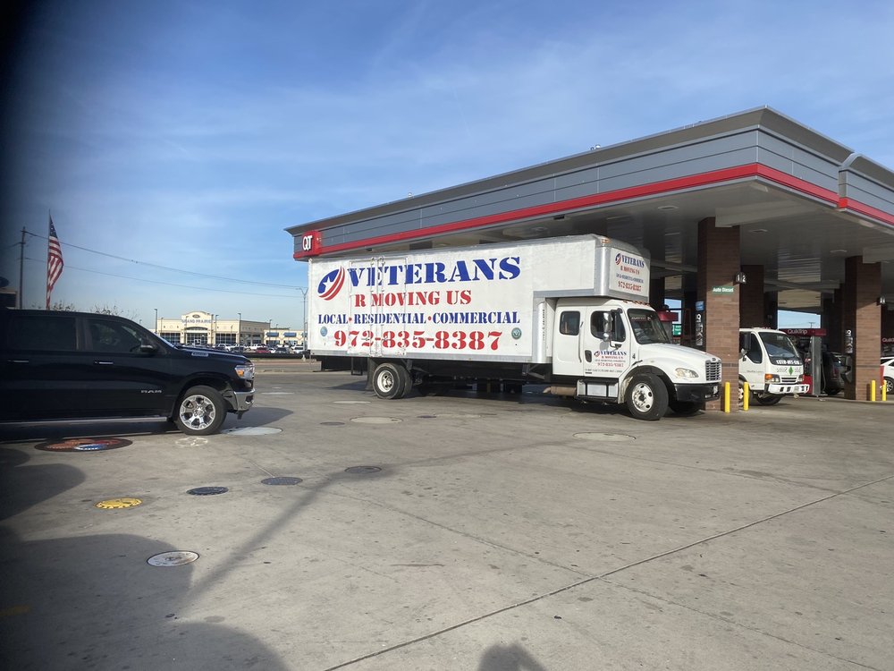 Photo of Veterans R Moving Us