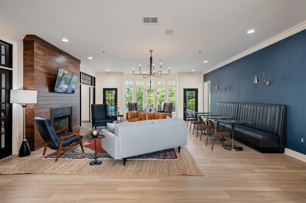 Photo of Jefferson Pointe Apartments and Townhomes