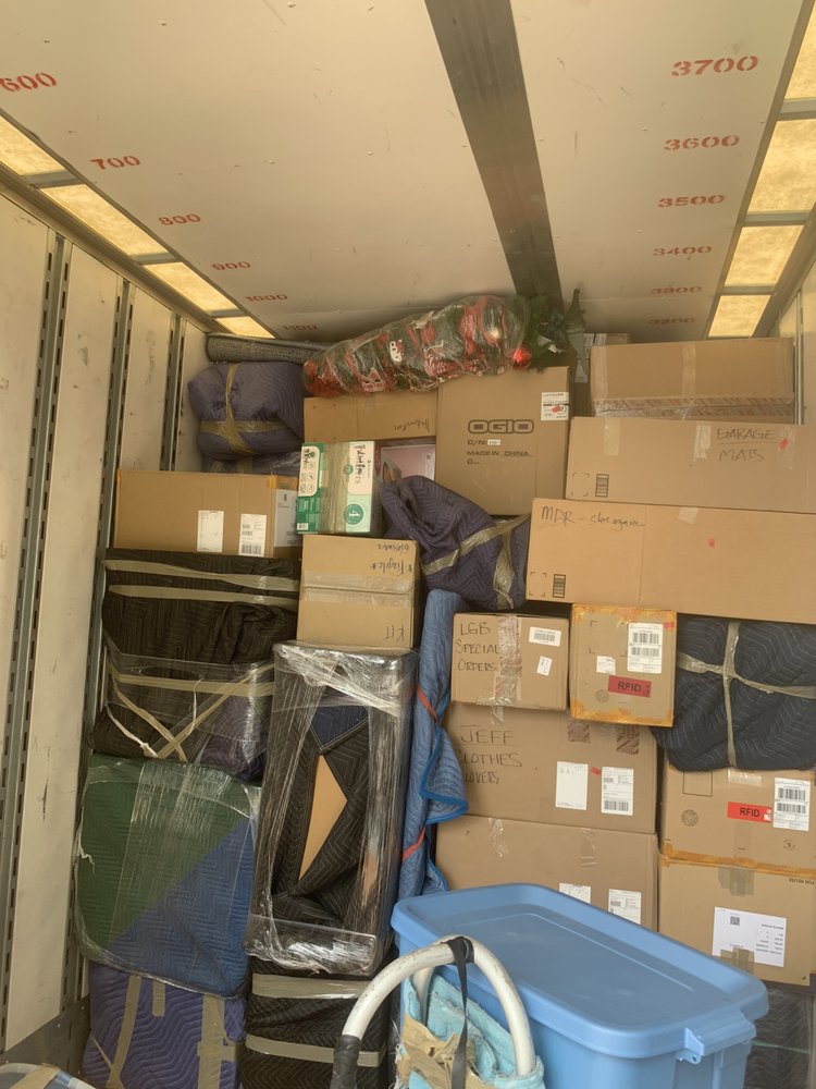 Photo of EZ Breezy Moving