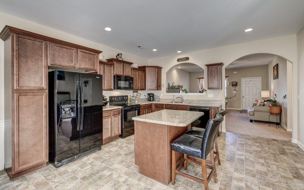 Photo of When Steven Sells, IT'S SOLD