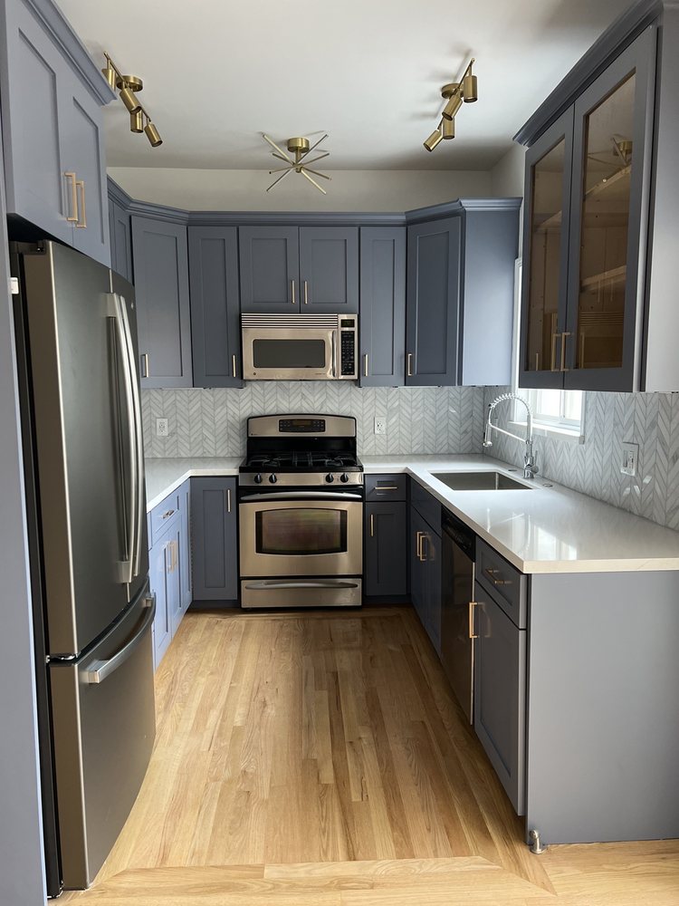 Photo of SurfaceTopia Stone Countertops & Tile