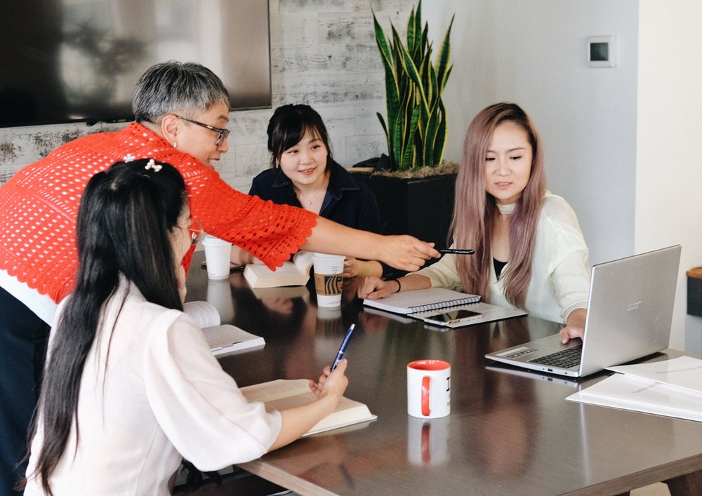 Photo of Zhou Agency