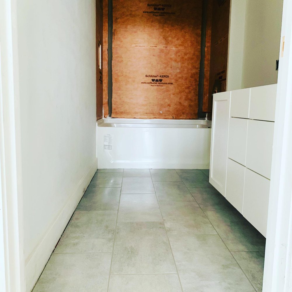 Photo of The Tile Express