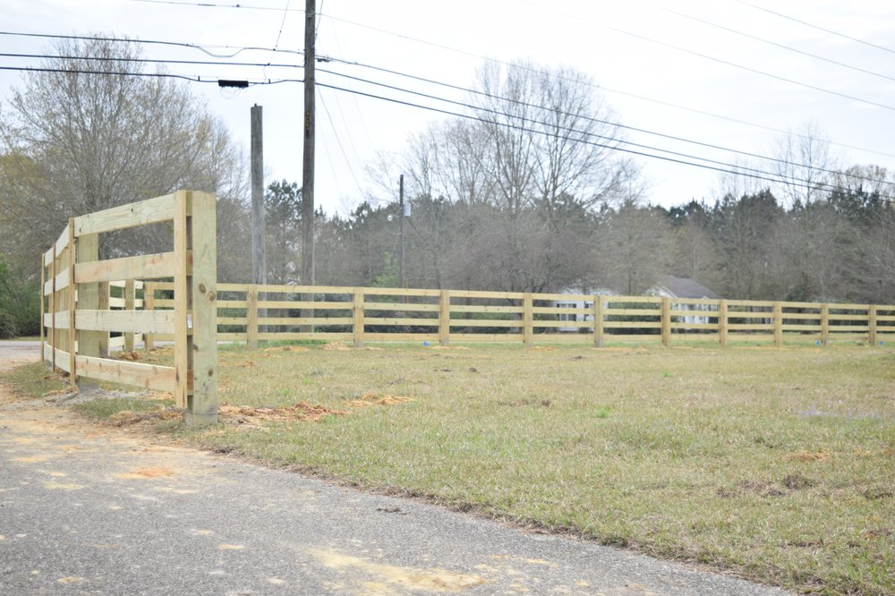 Photo of P&B Fencing
