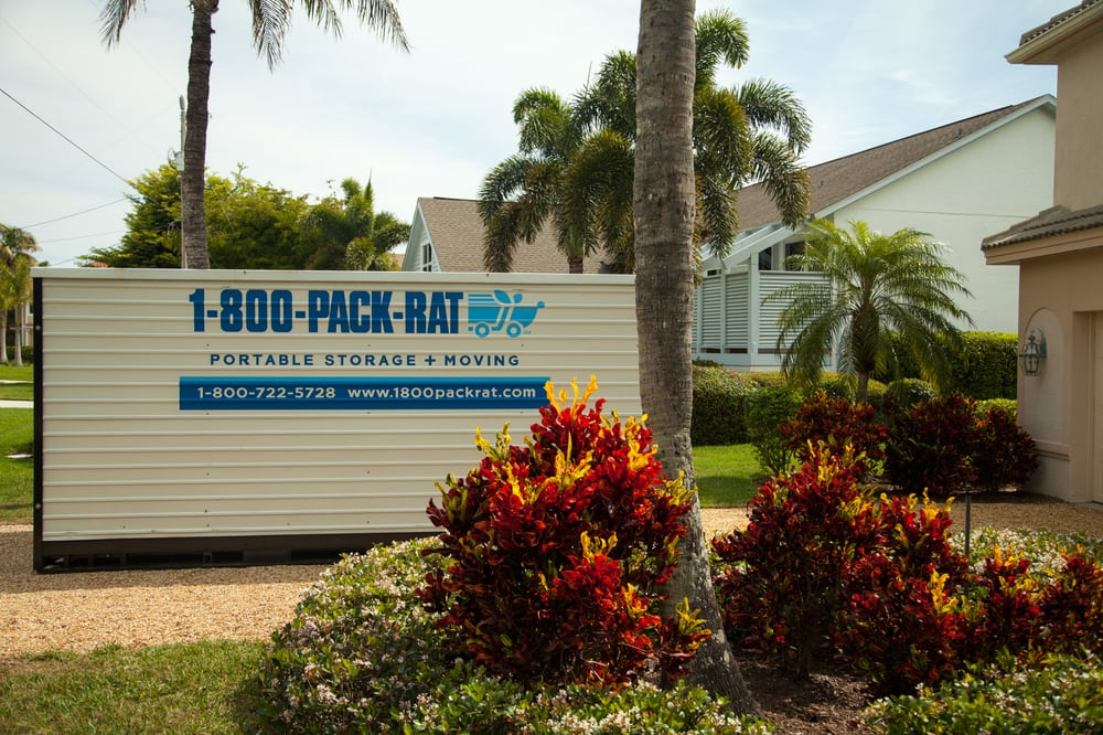 Photo of 1-800-PACK-RAT