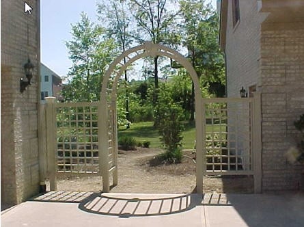 Photo of Pittsburgh Fence
