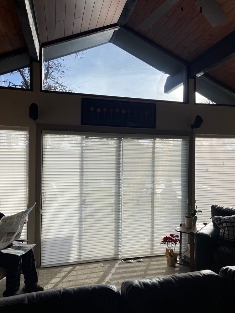 Photo of On-Site Blind Cleaning