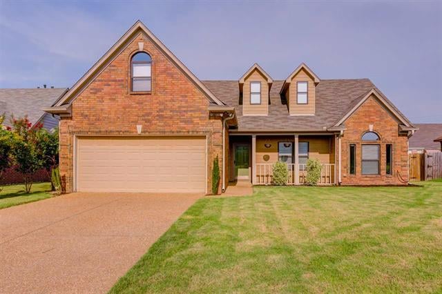 Photo of Laura Gaither - Crye-Leike Realtors