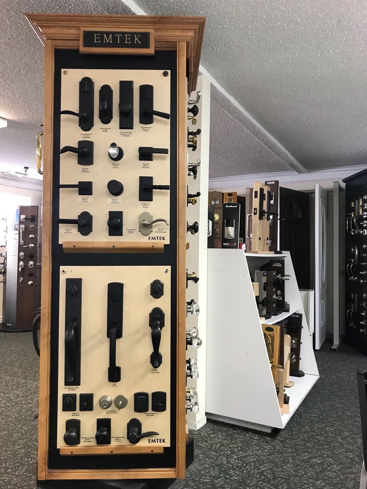 Photo of Classic Door & Trim