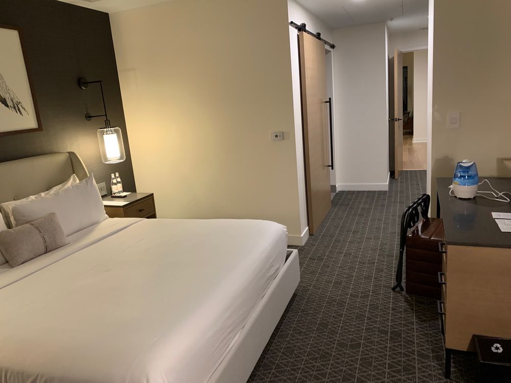 Photo of Elliot Park Hotel