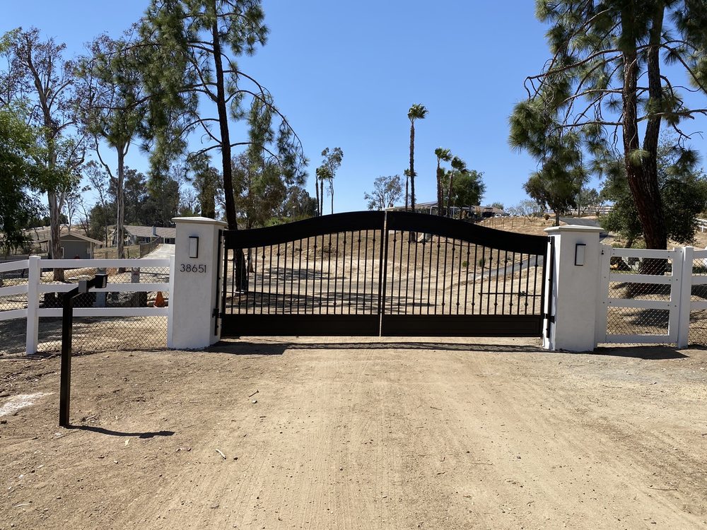 Photo of Pro Gates