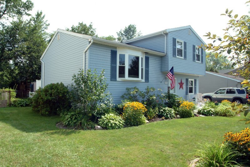 Photo of Belle Vernon Entrance Door & Window