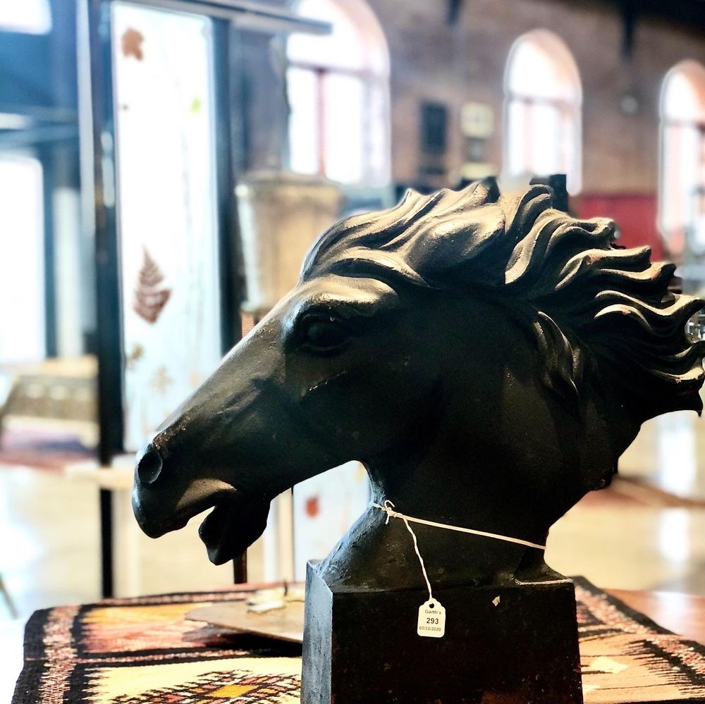 Photo of Garth's Auctions