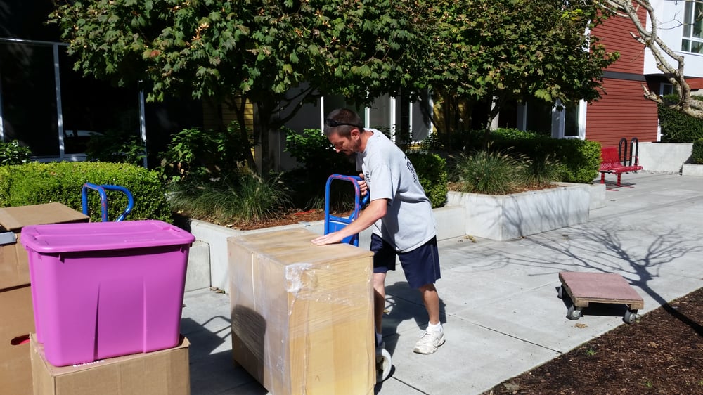 Photo of J & E Moving
