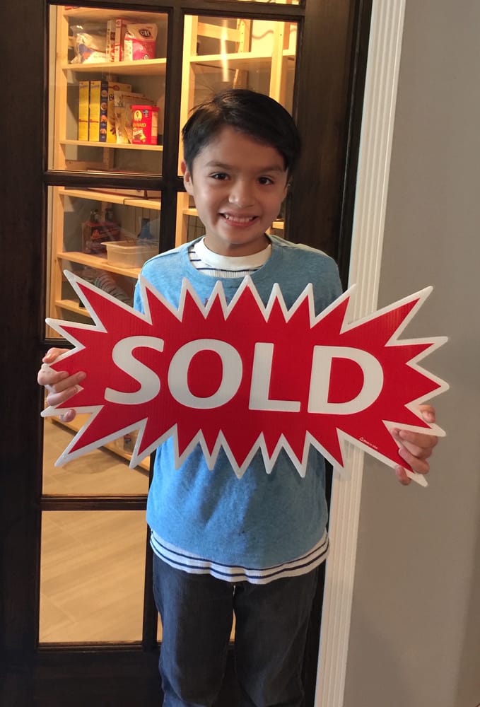 Photo of Hector Garcia - Big Block Realty
