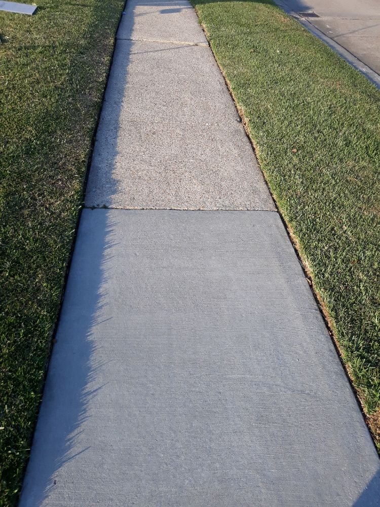 Photo of Raul's Mobile Lawn Care and Landscaping