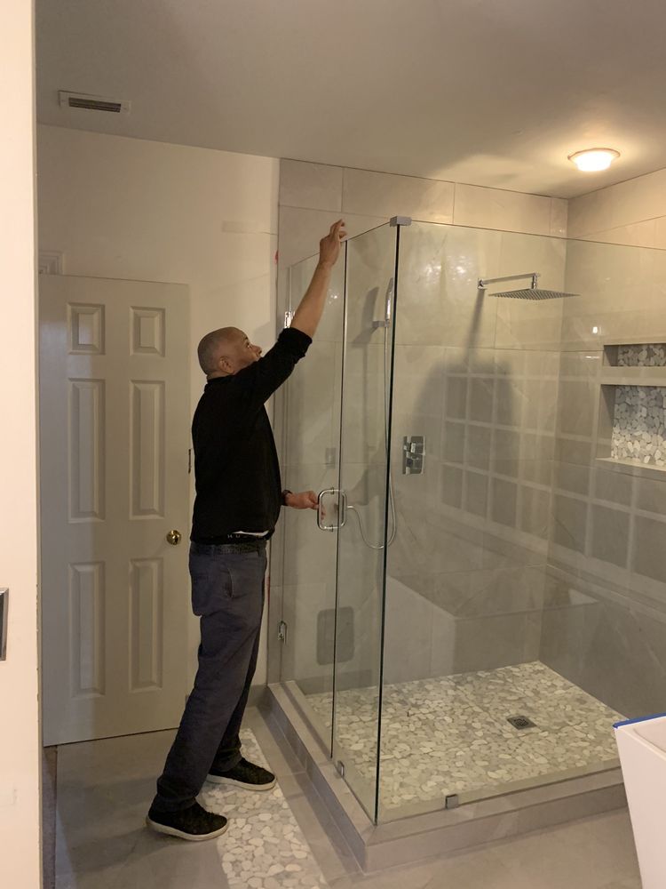 Photo of Atlas Glass & Mirror